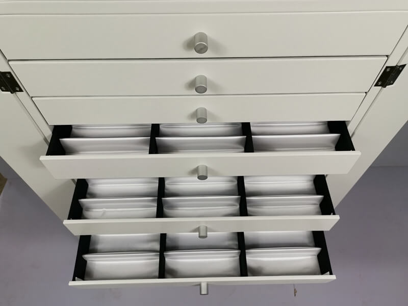sunglasses display cabinet
