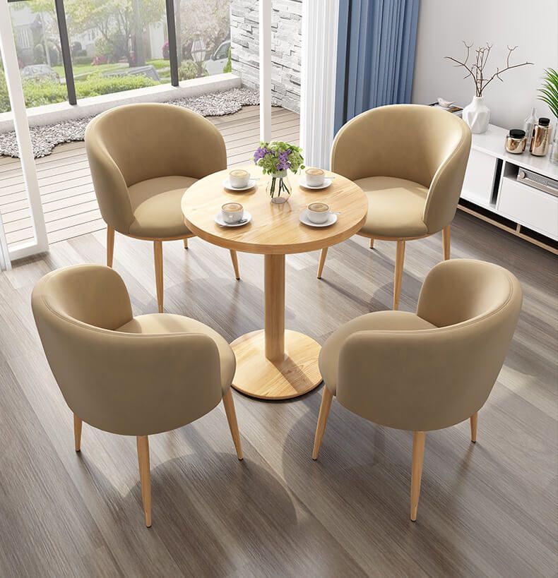 WOODEN CHAIR